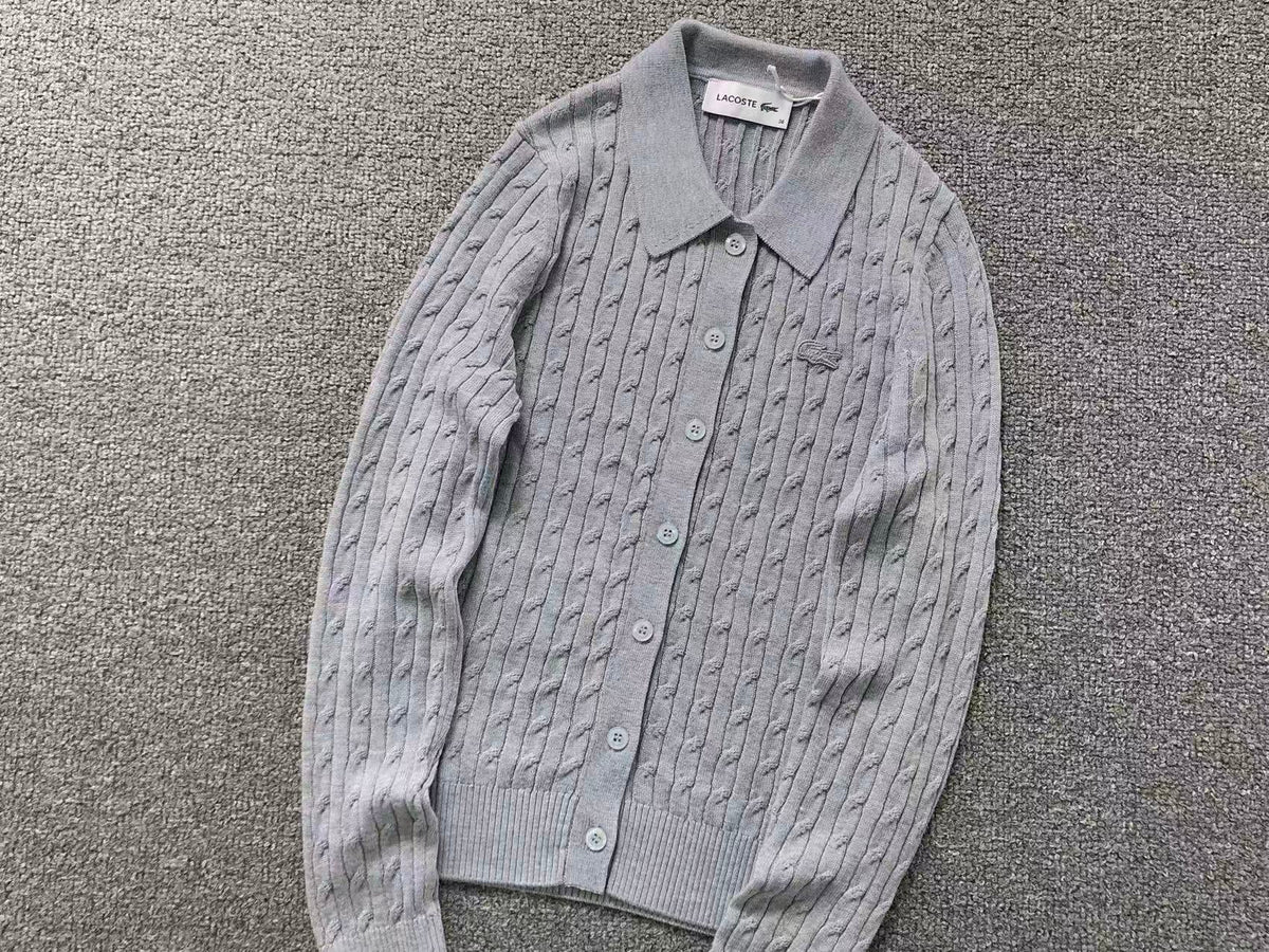 Klassischer Damenpullover