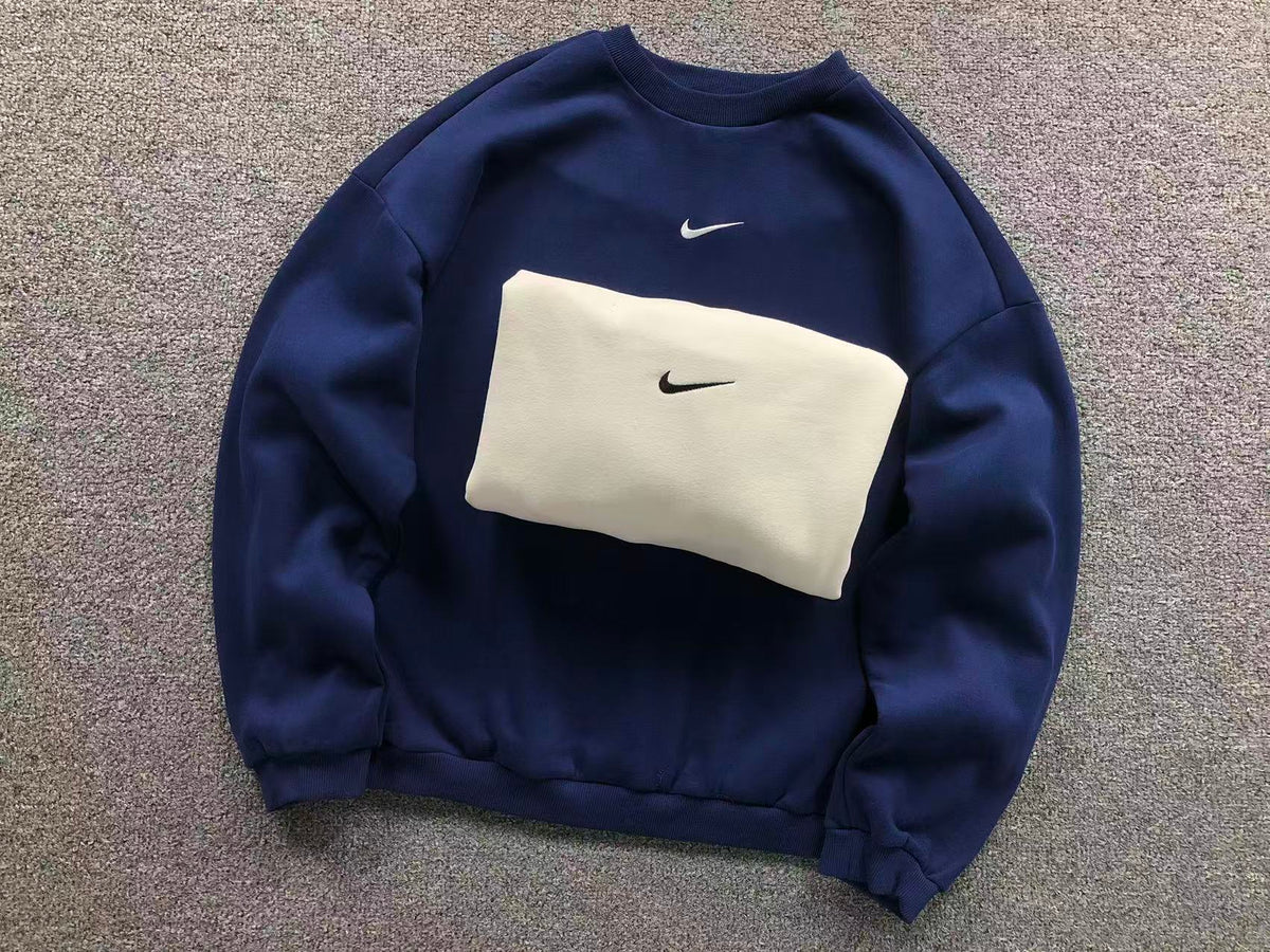 N1K Kapuzenpullover