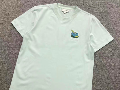 Klassisches T-Shirt