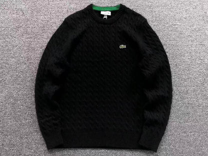 Klassischer Pullover
