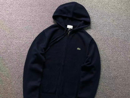Klassischer Pullover