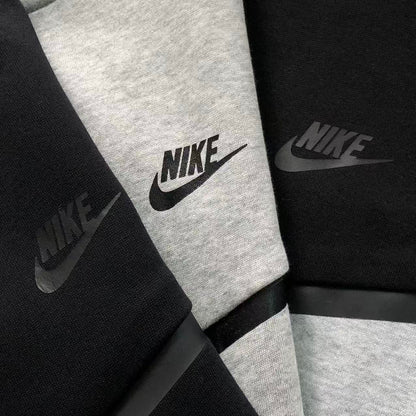 N1K Kapuzenpullover