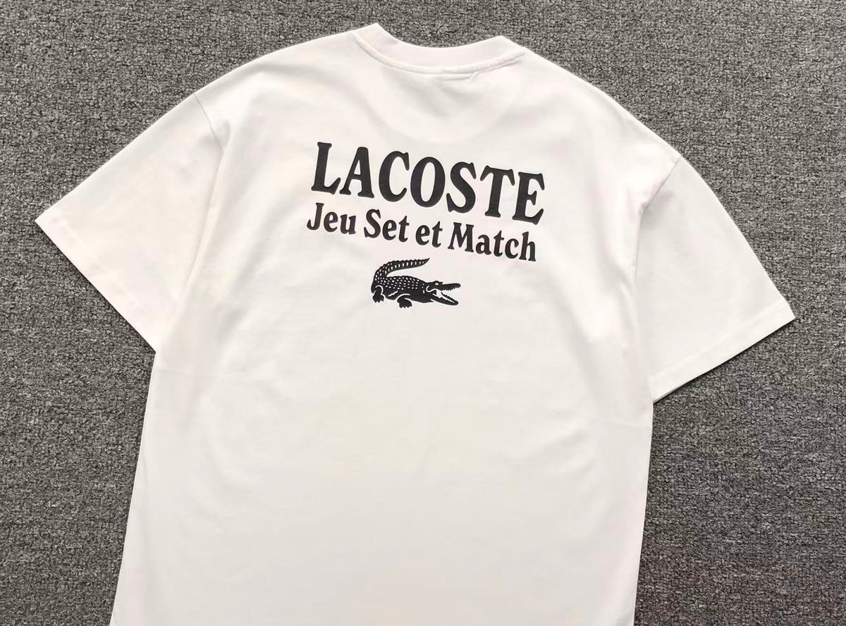 Klassisches T-Shirt
