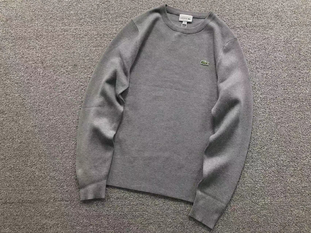 Klassischer Pullover