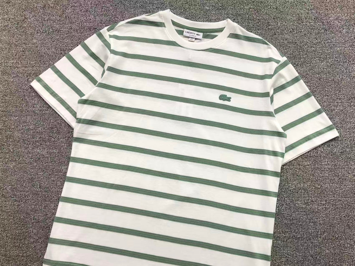 Klassisches T-Shirt