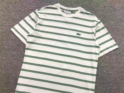 Klassisches T-Shirt