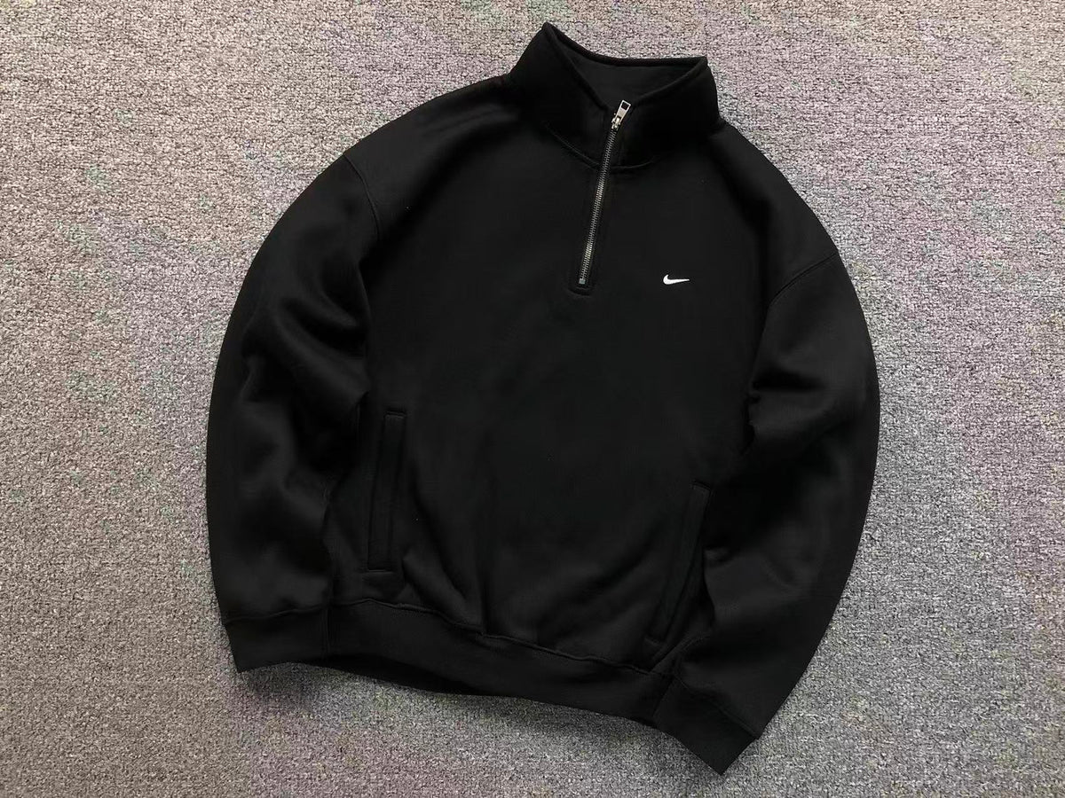 N1K Kapuzenpullover