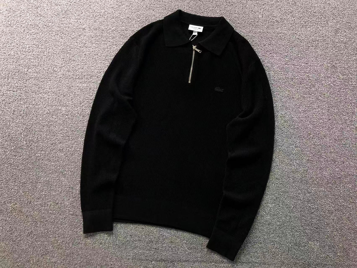 Klassischer Pullover