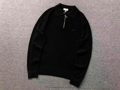 Klassischer Pullover