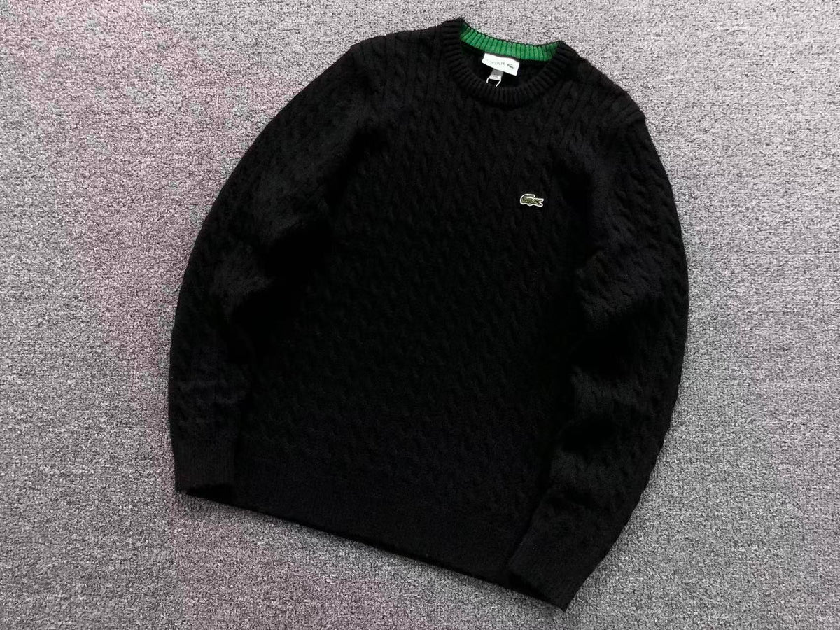Klassischer Pullover
