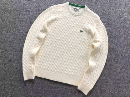Klassischer Pullover