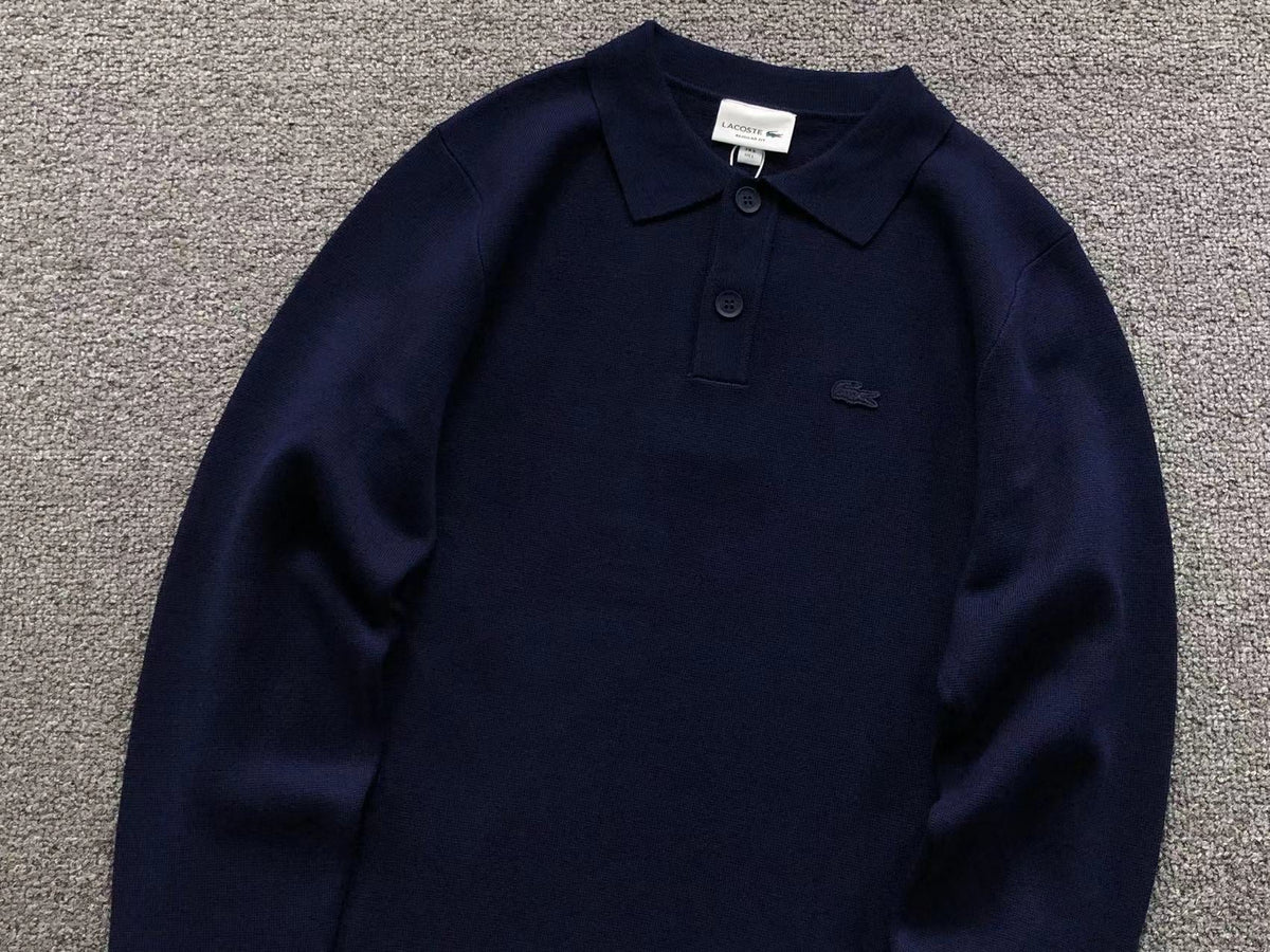 Klassischer Pullover