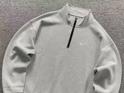 N1K Kapuzenpullover