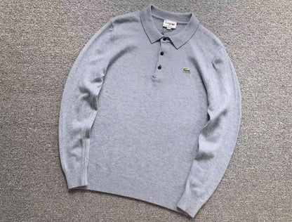 Klassischer Pullover