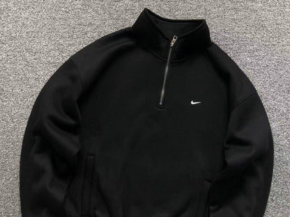 N1K Kapuzenpullover