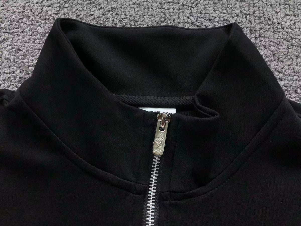 N1K Kapuzenpullover