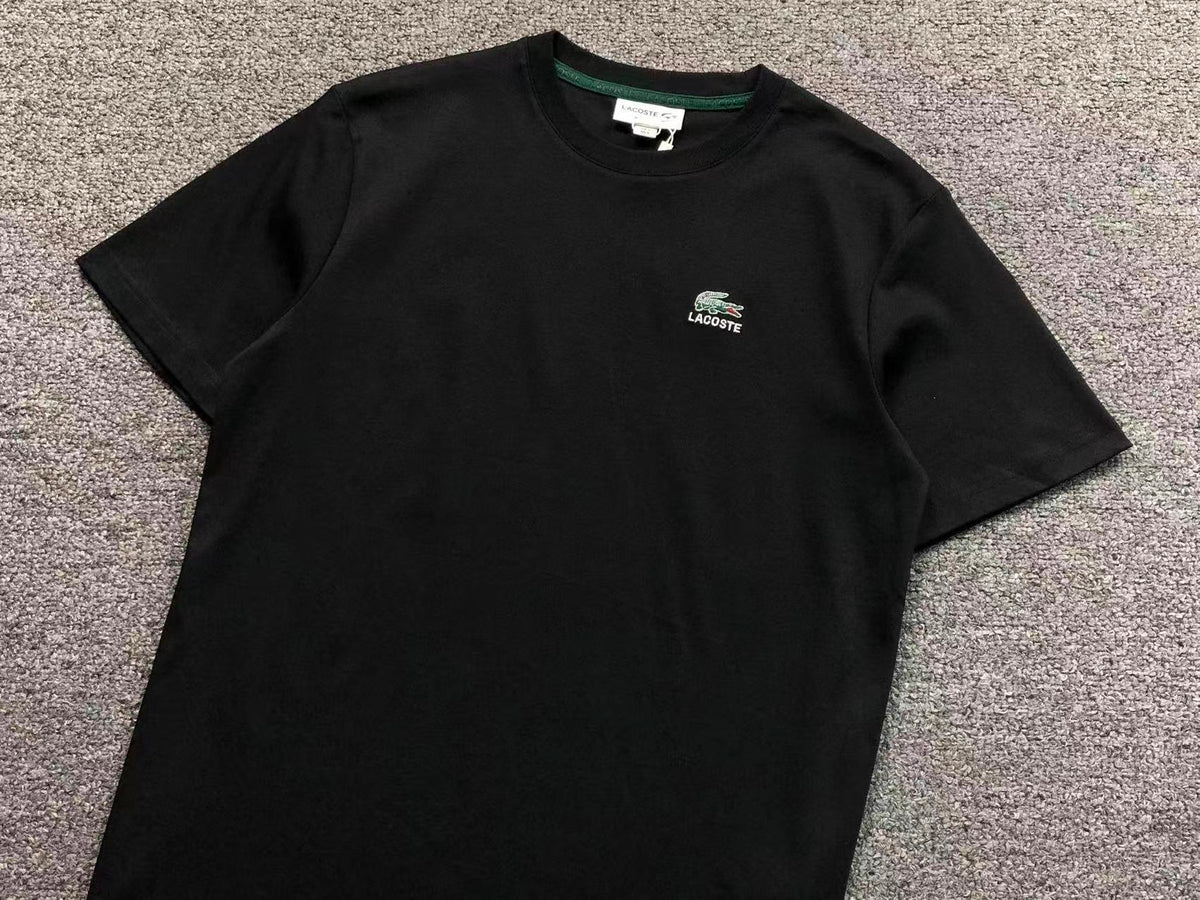 Klassisches T-Shirt