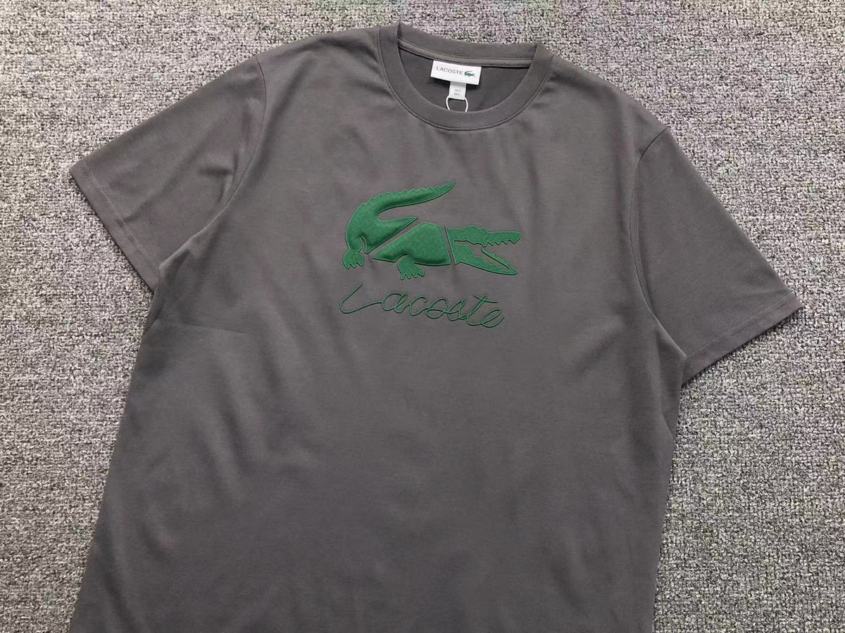 Klassisches T-Shirt