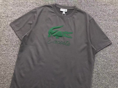 Klassisches T-Shirt