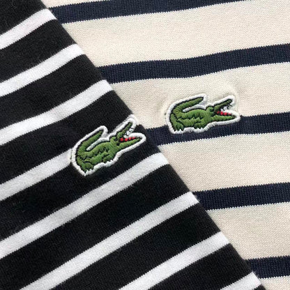 Klassisches T-Shirt
