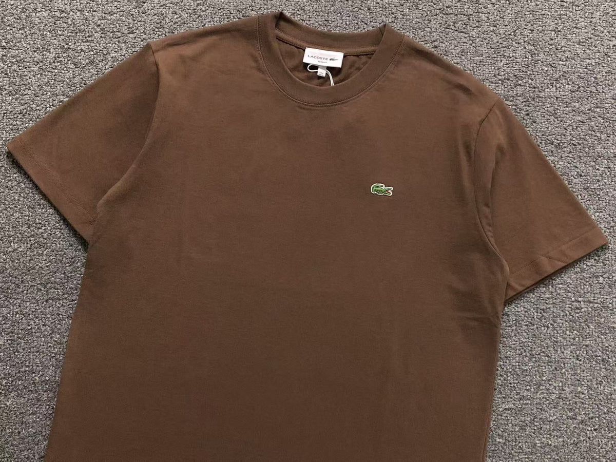Klassisches T-Shirt