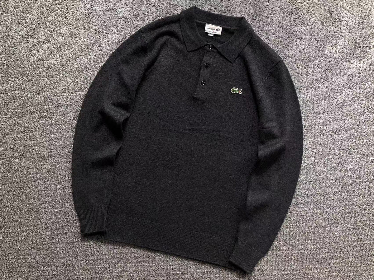 Klassischer Pullover