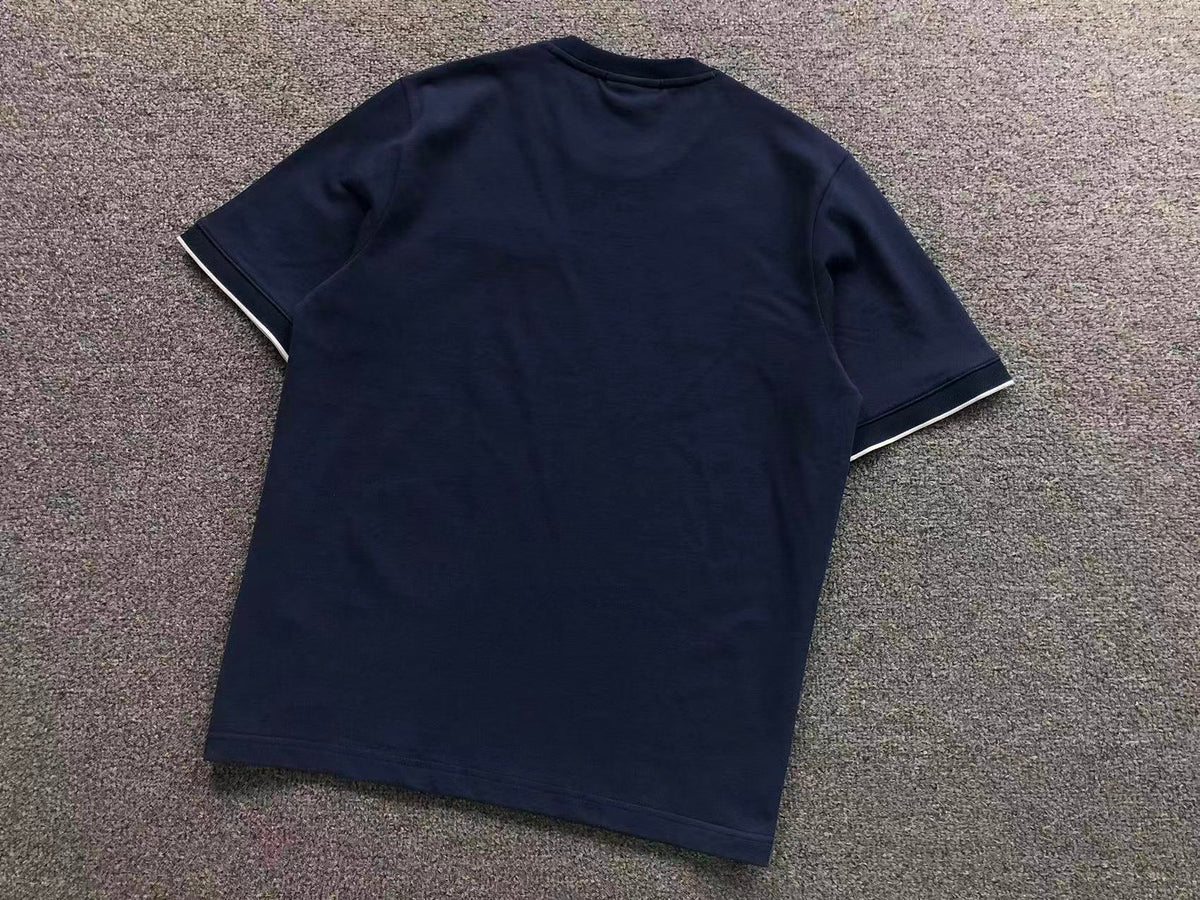 Klassisches T-Shirt