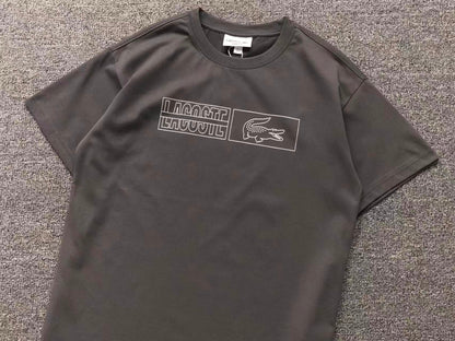 Klassisches T-Shirt