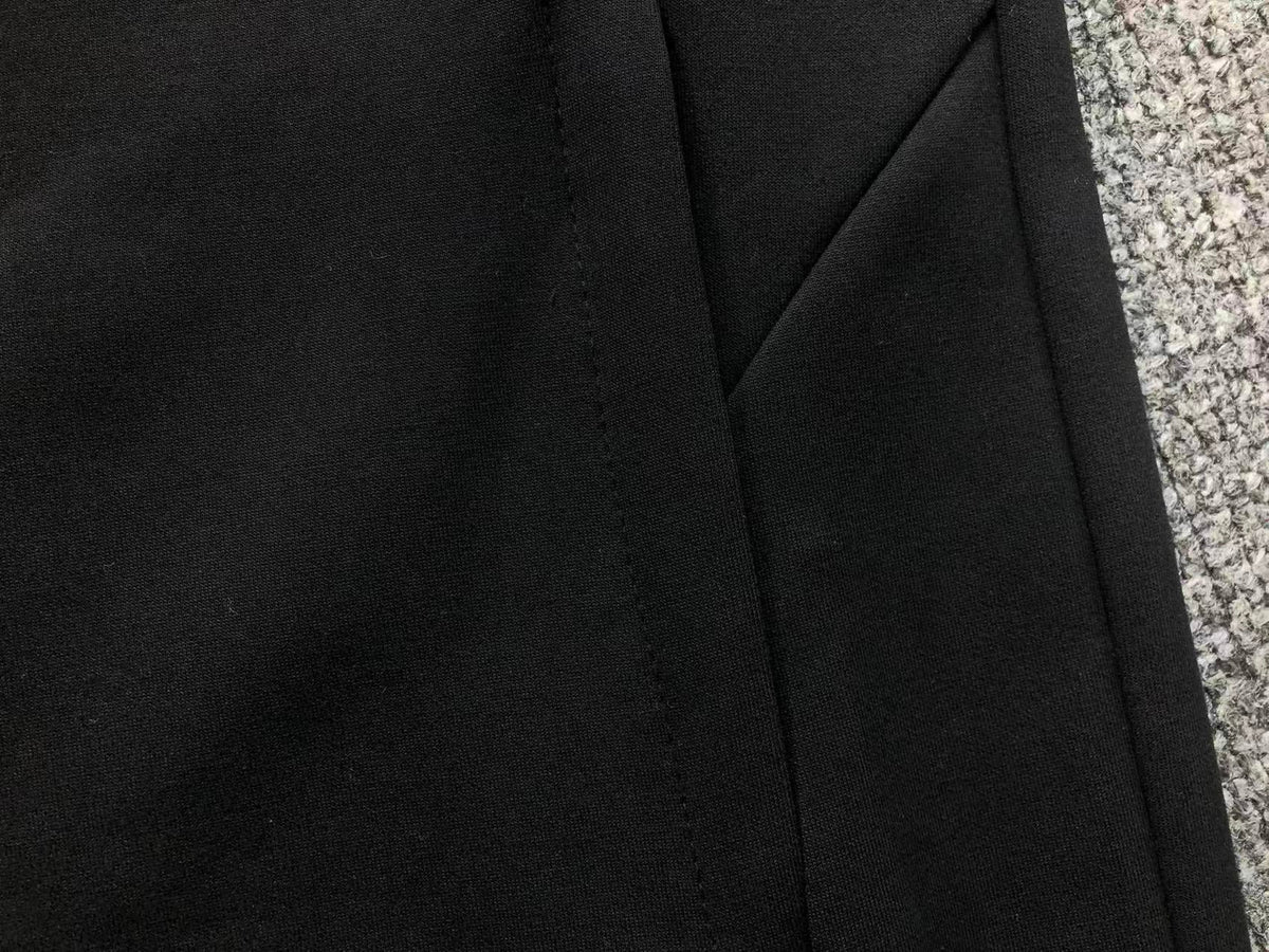 N1K Kapuzenpullover