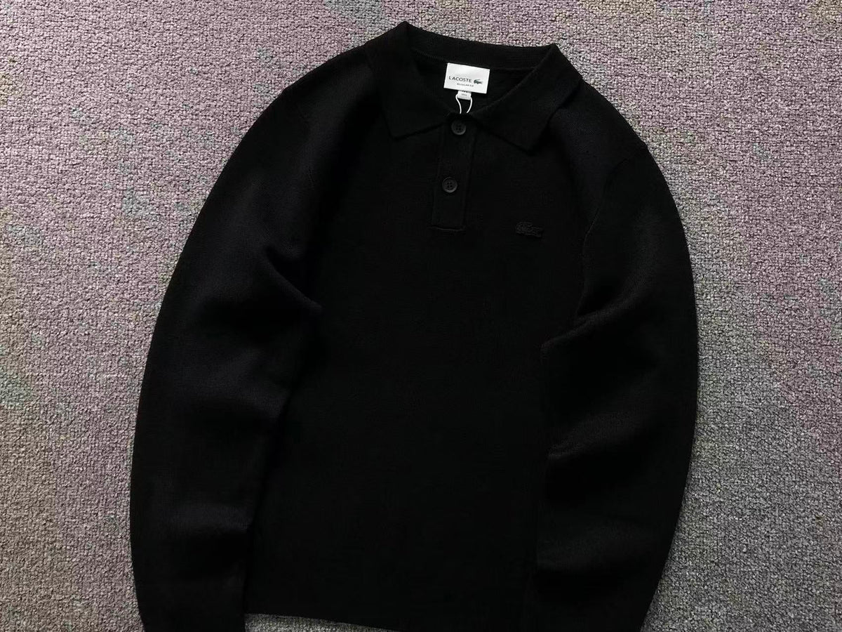 Klassischer Pullover