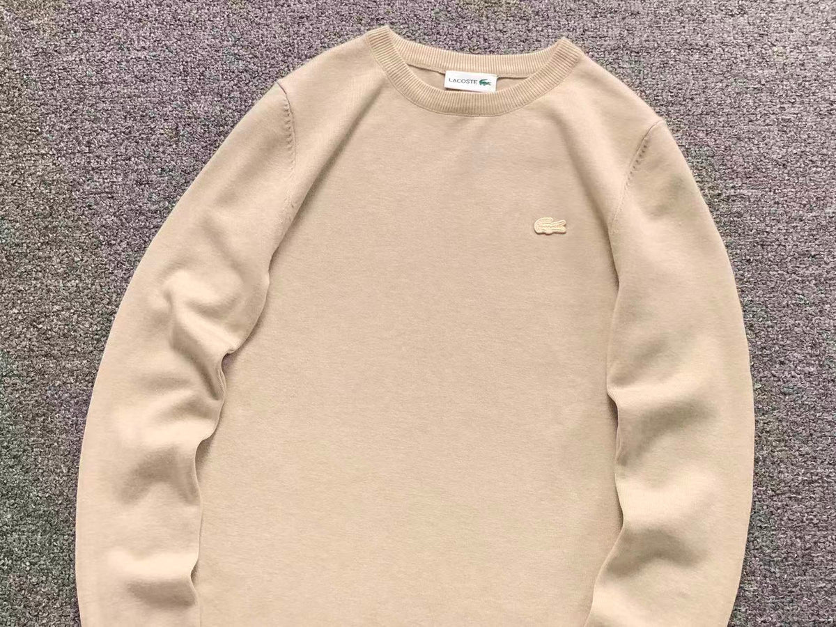 Klassischer Pullover