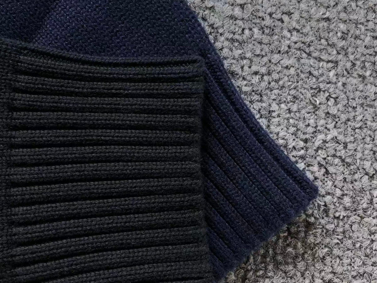Klassischer Pullover
