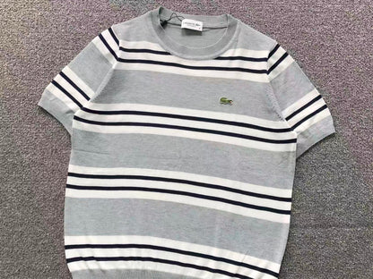 Klassisches T-Shirt