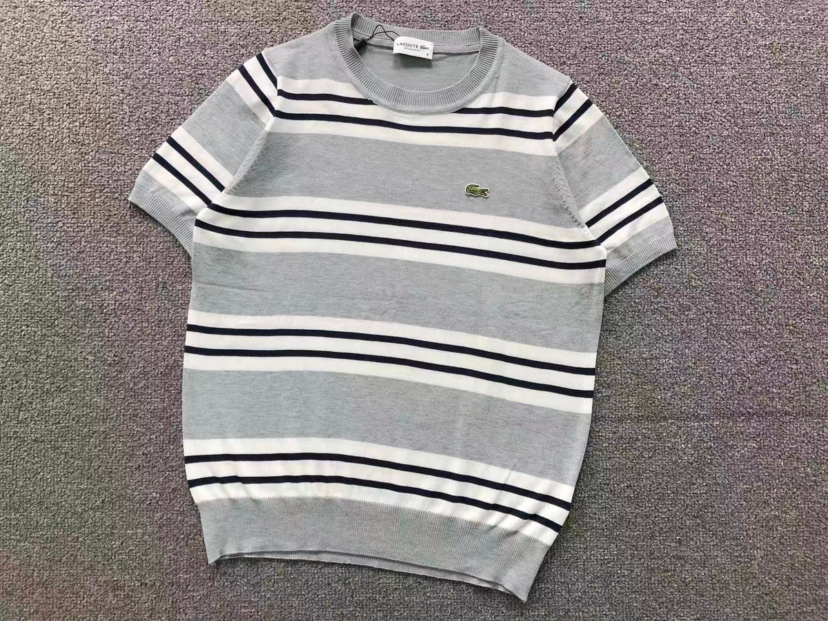 Klassisches T-Shirt