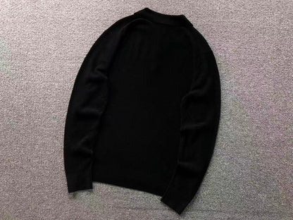 Klassischer Pullover