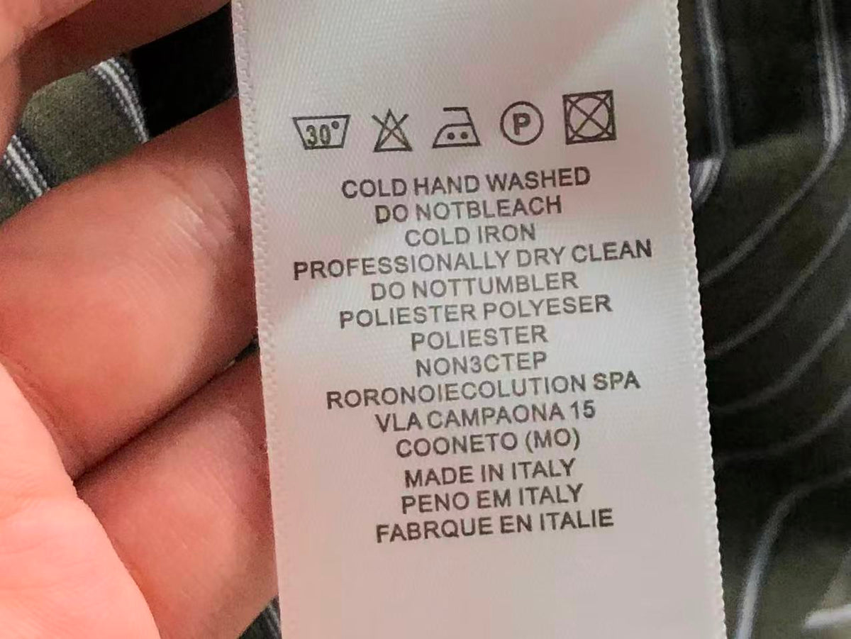 Klassisches T-Shirt