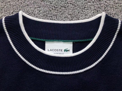 Klassischer Pullover