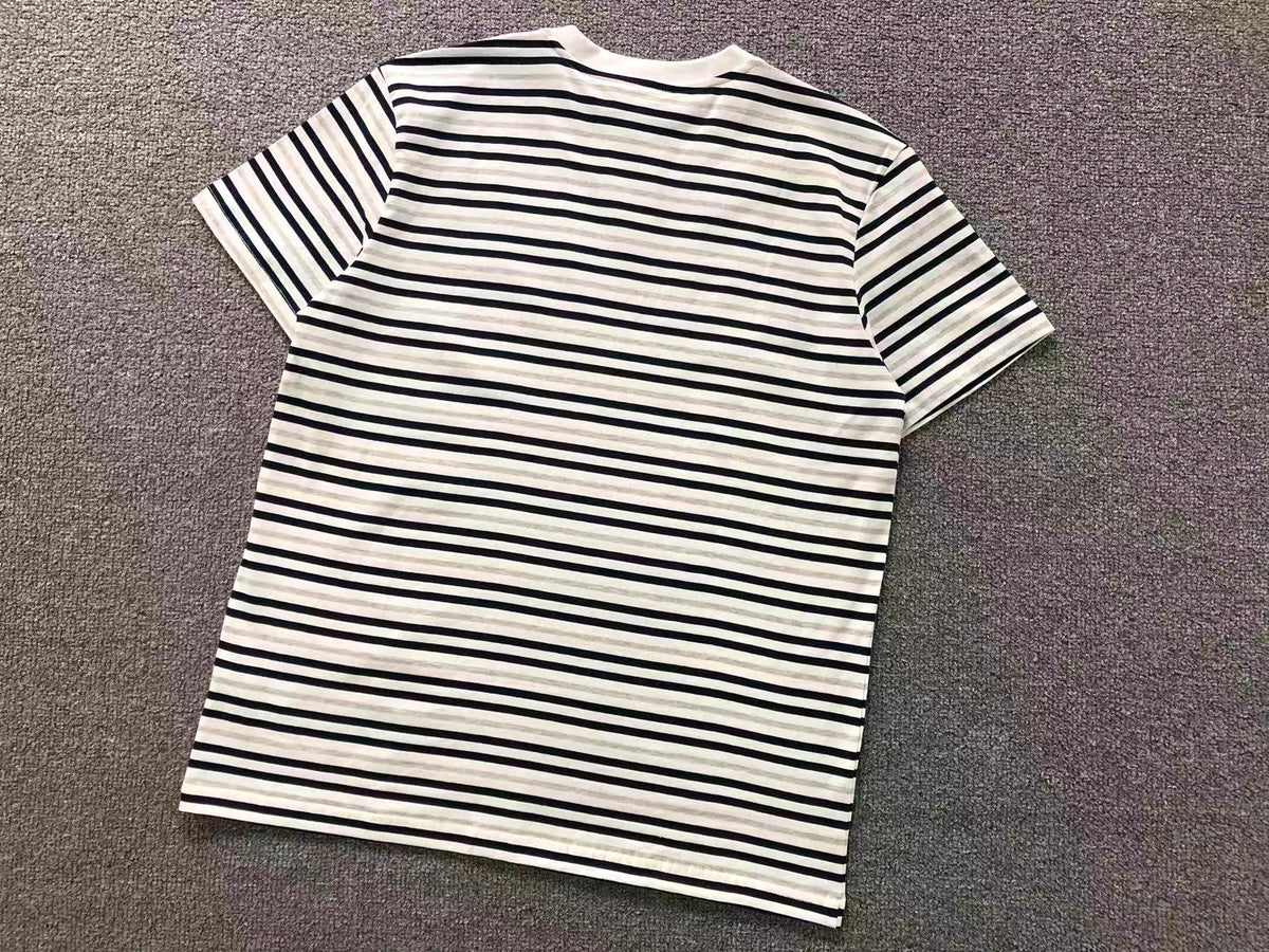 Klassisches T-Shirt