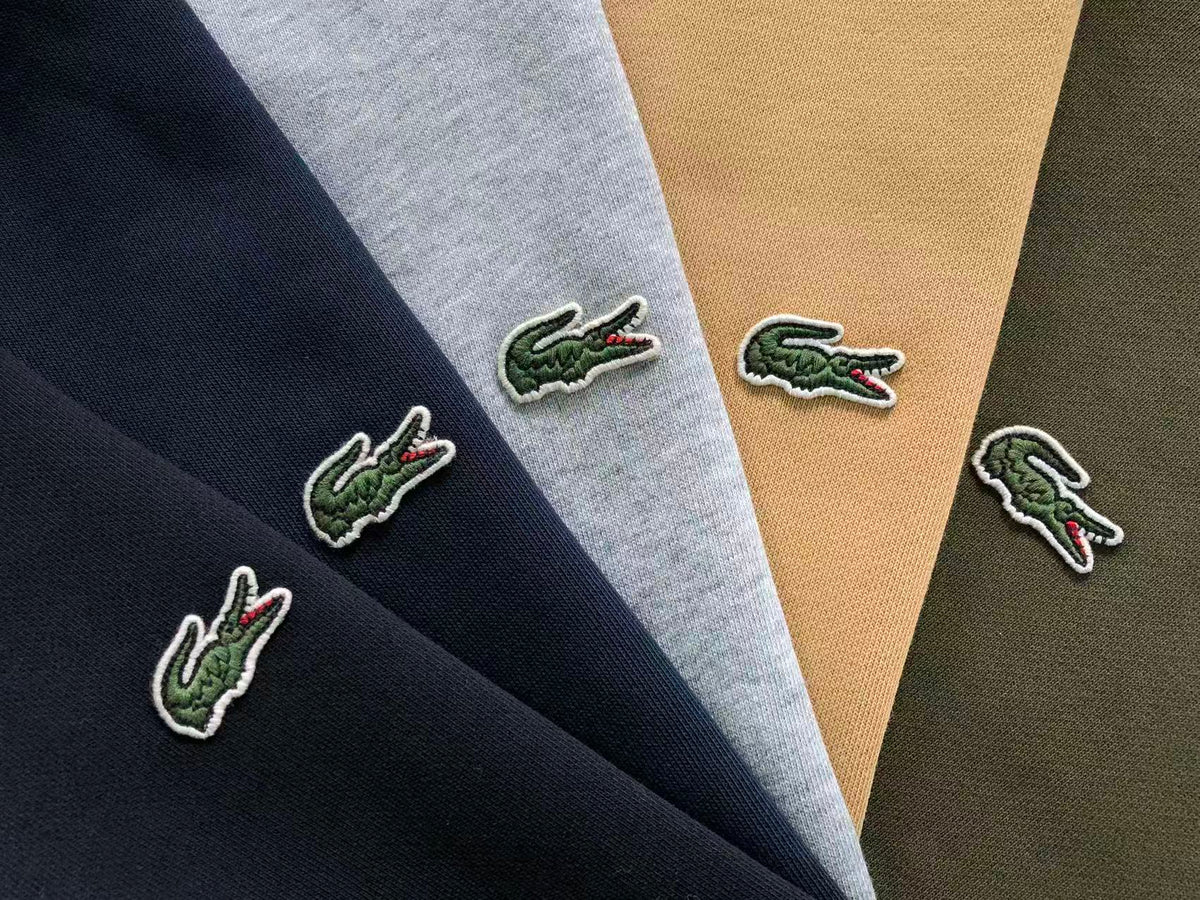 Klassischer Hoodie