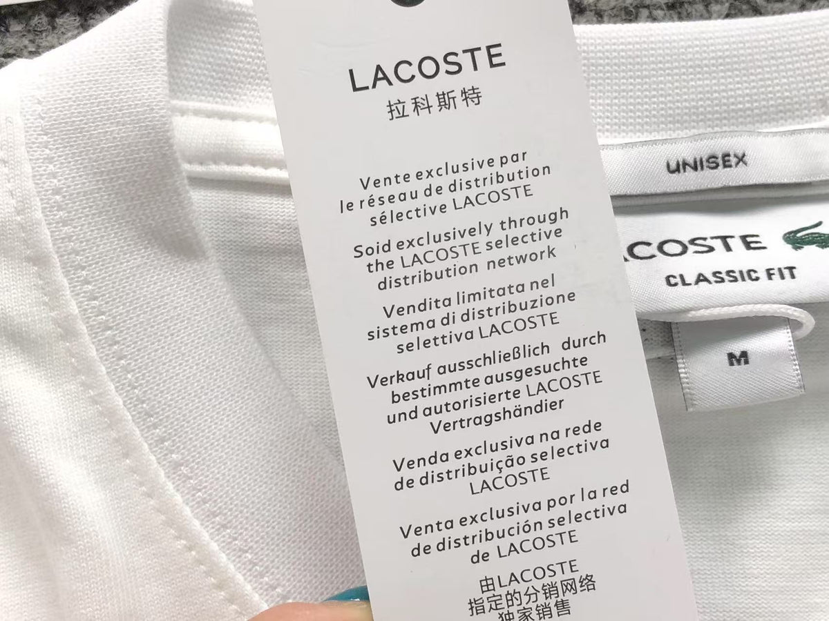 Klassisches T-Shirt