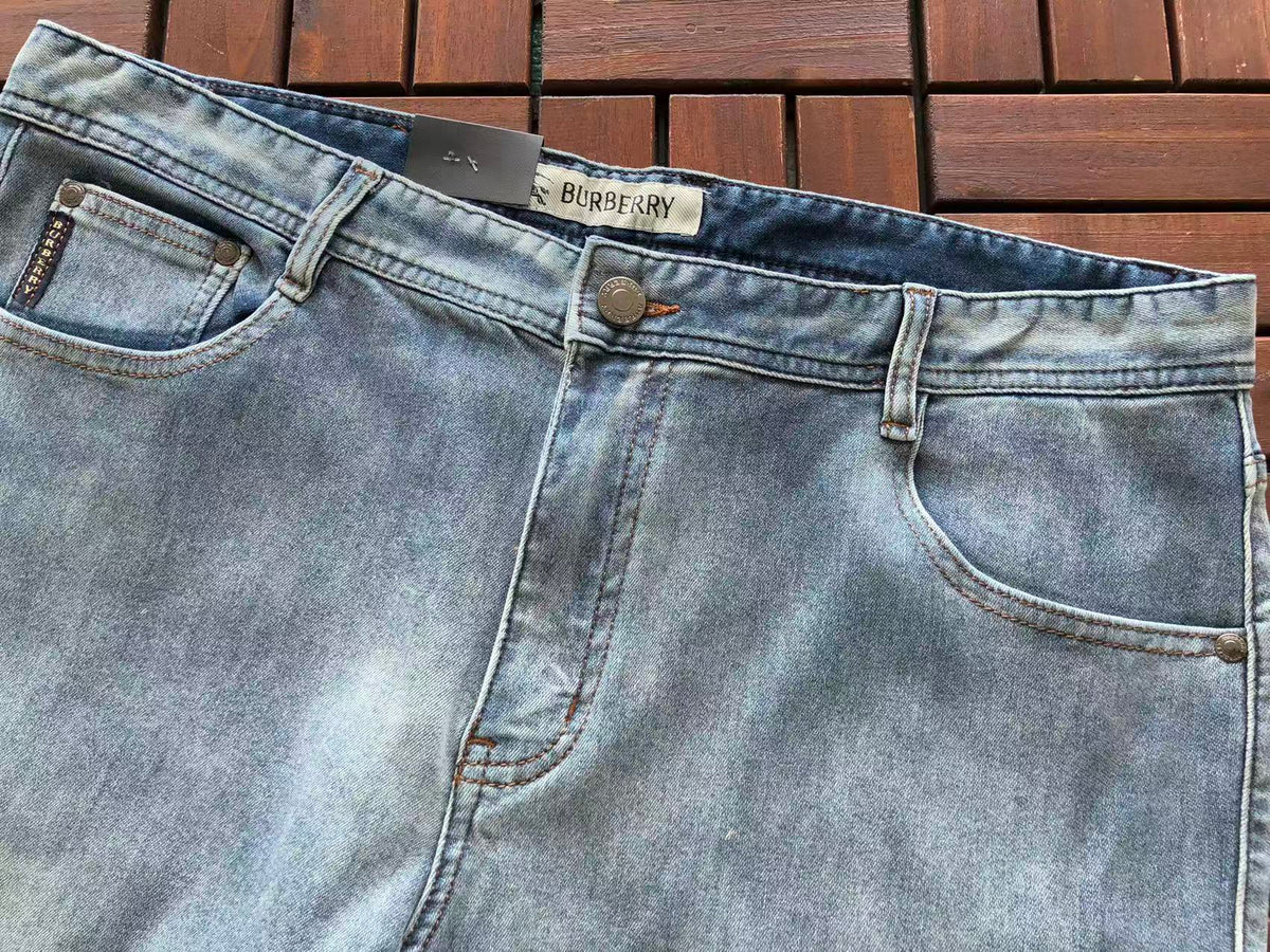 Pantaloni BB