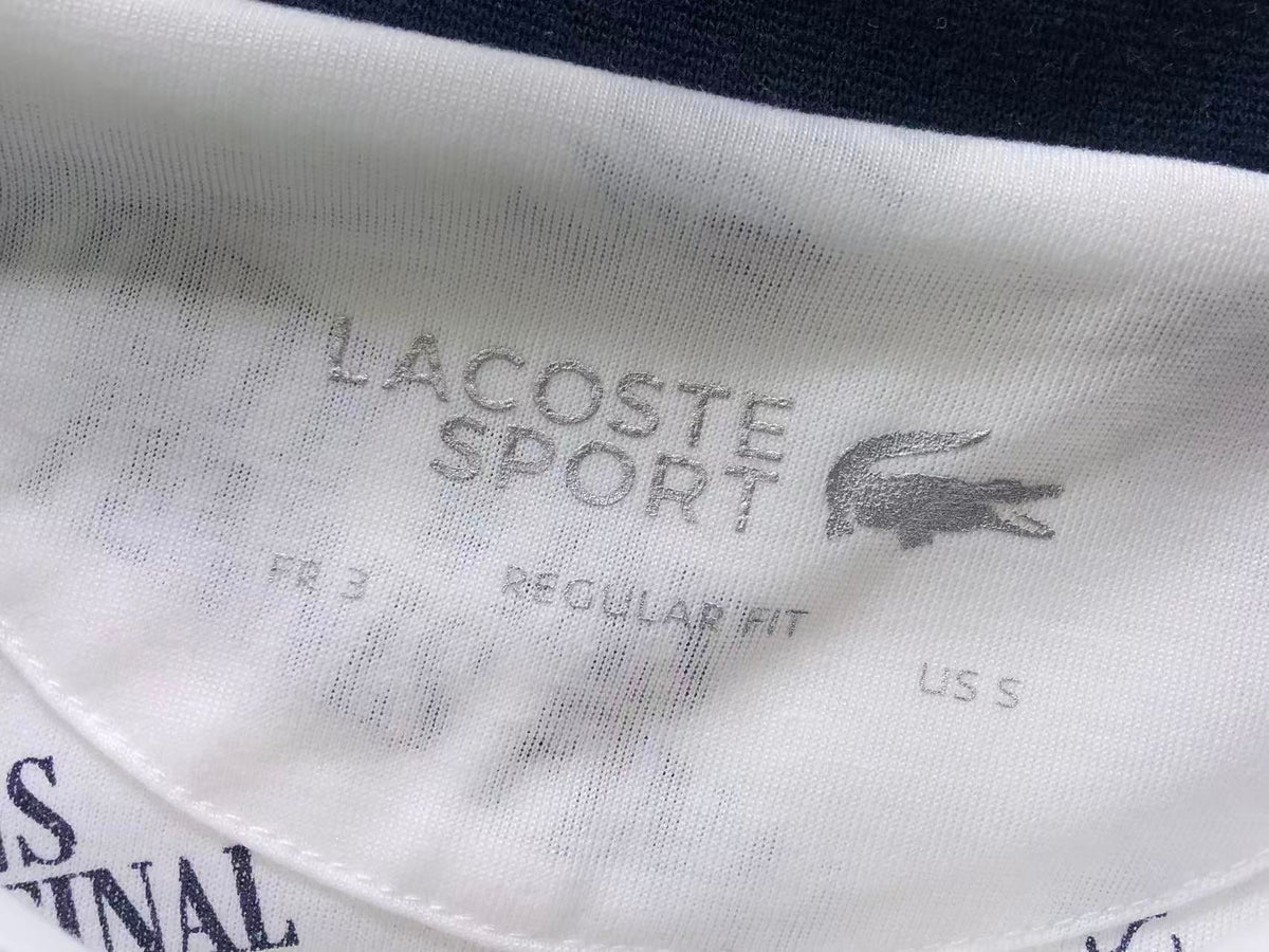 Klassischer Hoodie