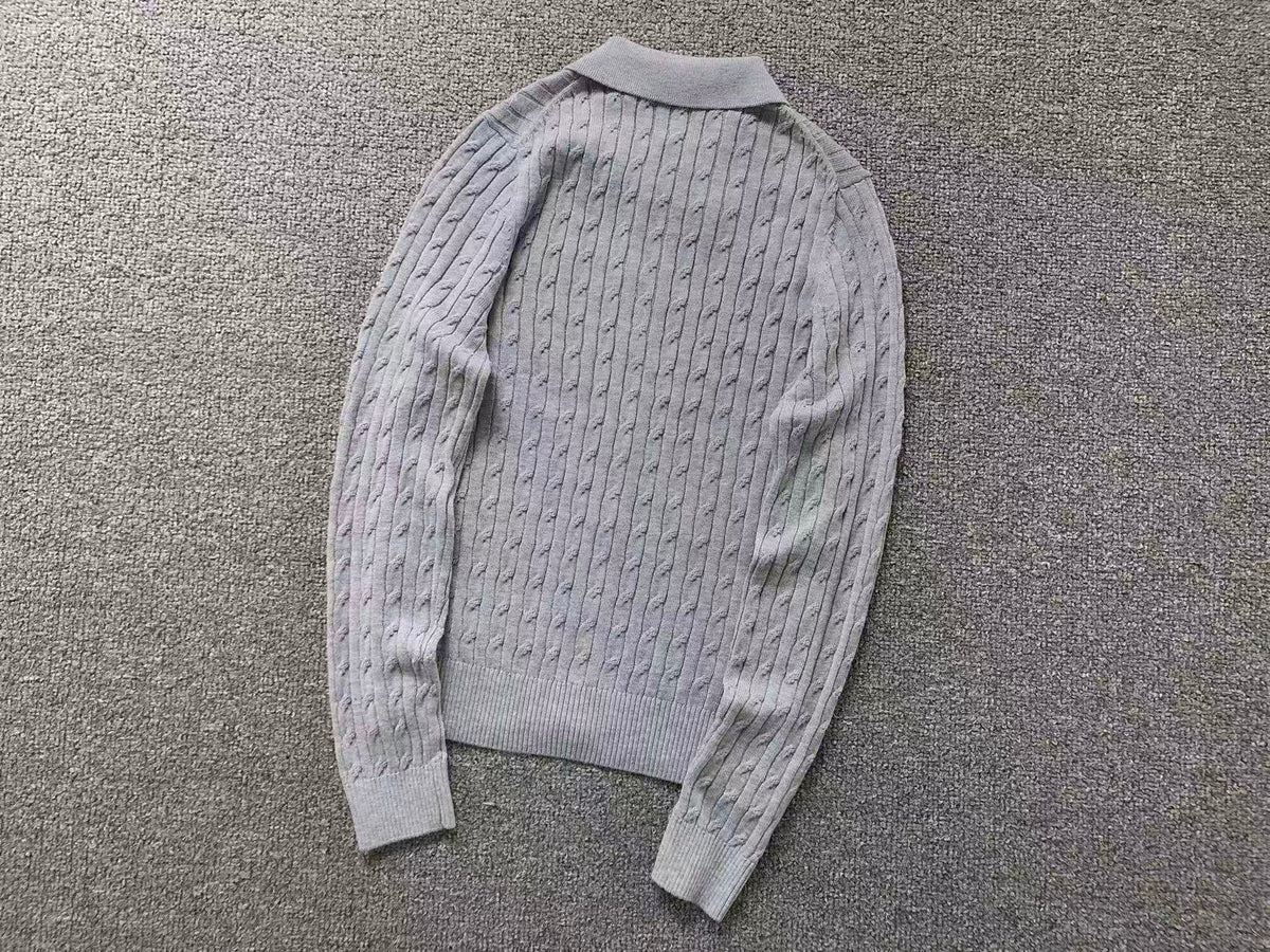 Klassischer Damenpullover