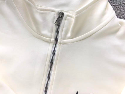 N1K Kapuzenpullover