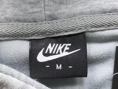 N1K Kapuzenpullover