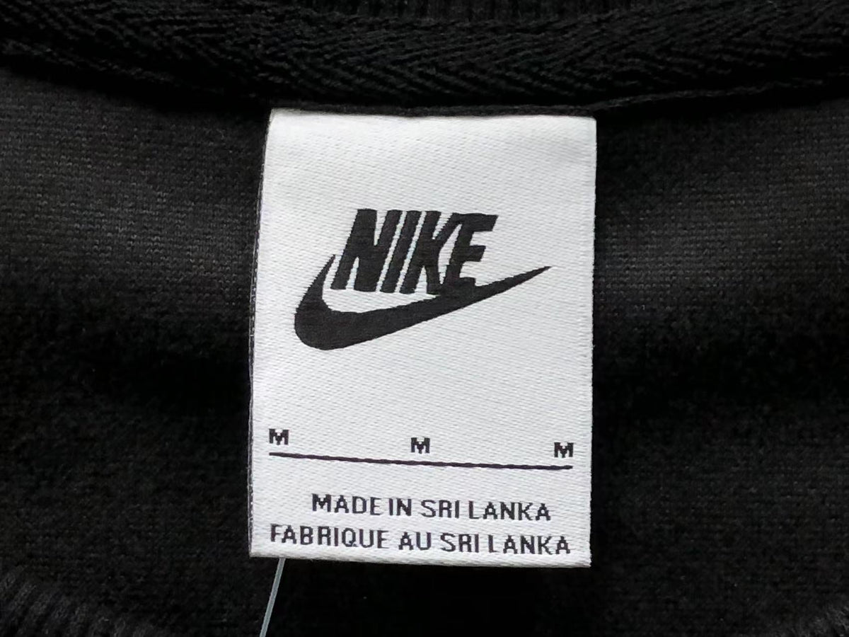 N1K Kapuzenpullover