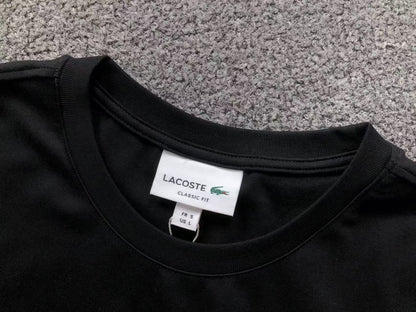 Klassisches T-Shirt