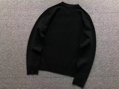 Klassischer Pullover
