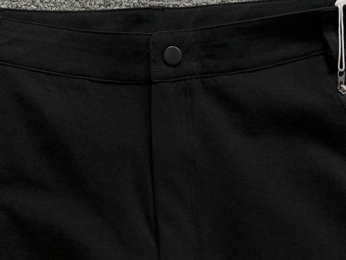 Klassische Hose