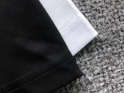 Klassisches T-Shirt